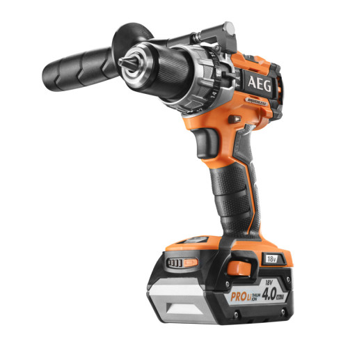 Masina de gaurit si insurubat cu percutie cu acumulator, model BSB18C2BL LI-402C, motor fara perii, 18V, echipata cu 2 acumulatori de 4Ah
